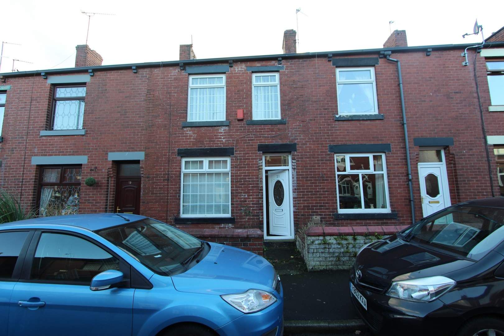 2 bed terraced house to rent in Whalley Road, Norden, Rochdale OL12