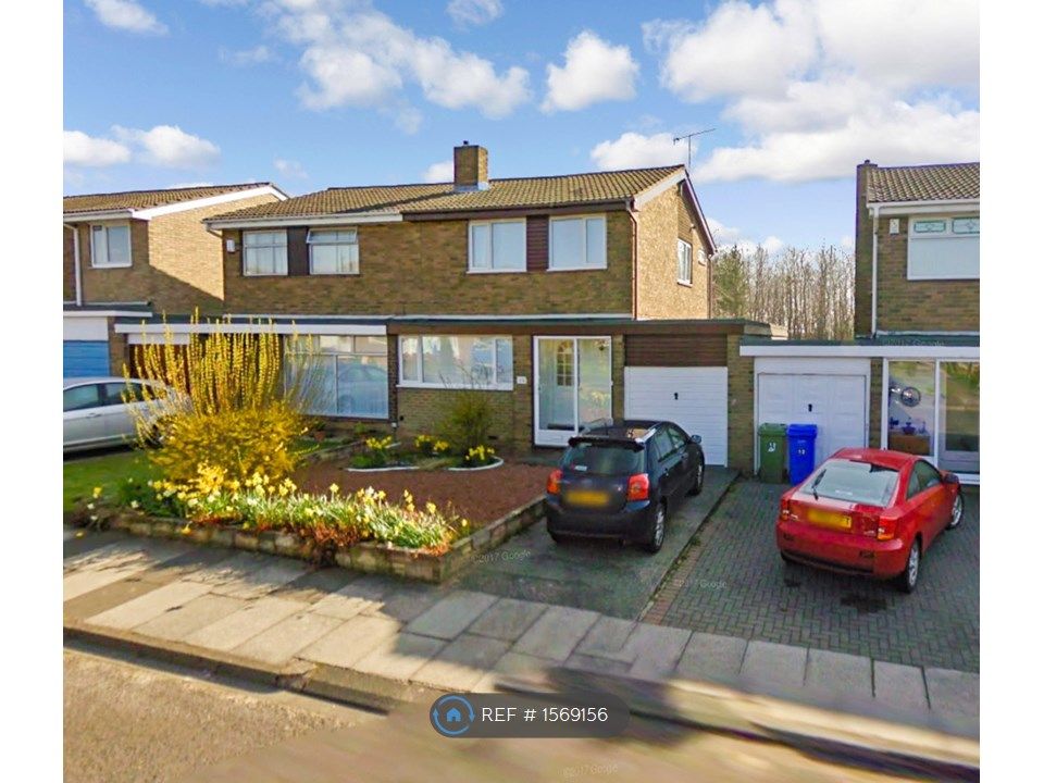 3 bed semidetached house to rent in Weetwood Road, Cramlington NE23