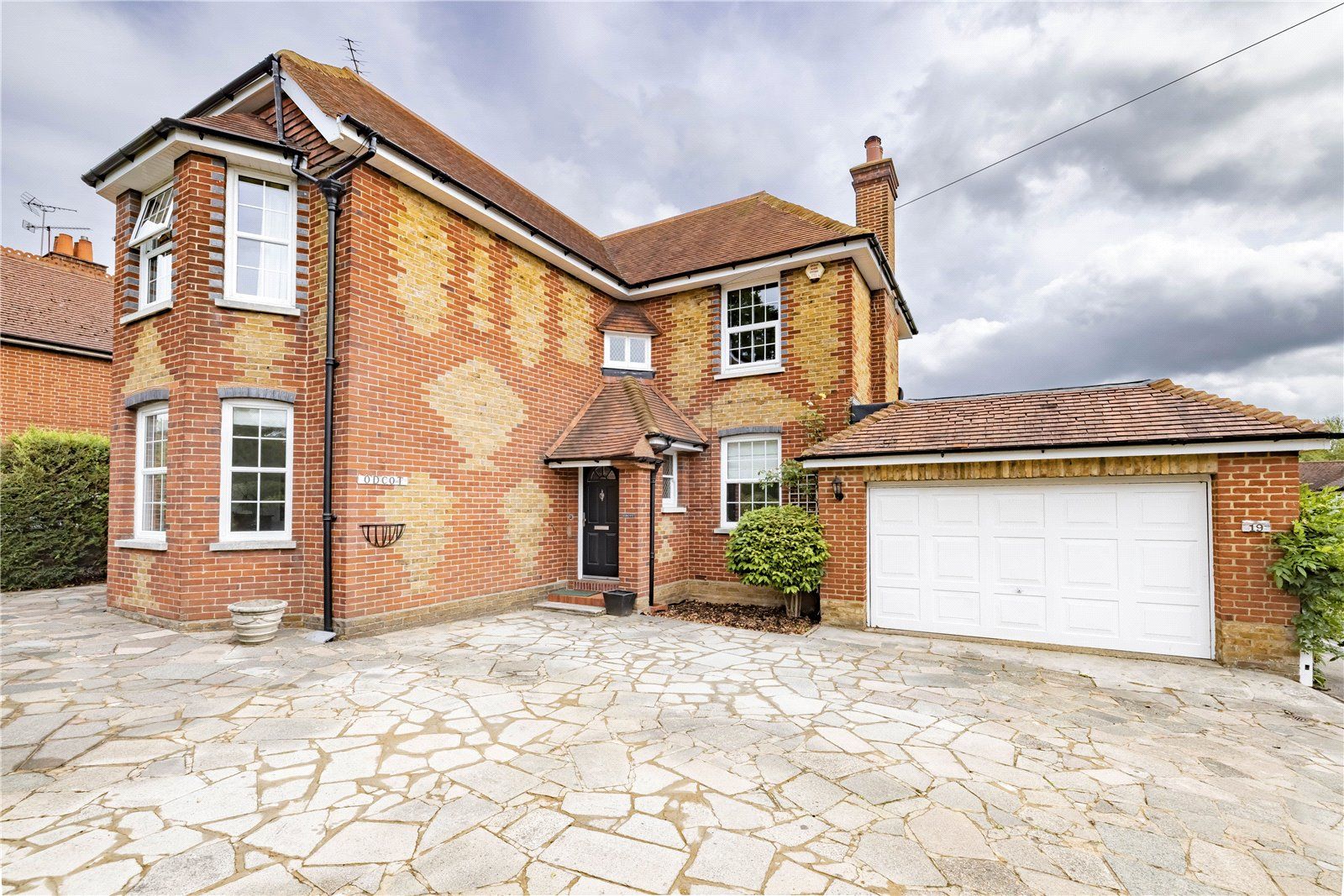 3 bed detached house for sale in Ducks Hill Road, Northwood, Middlesex