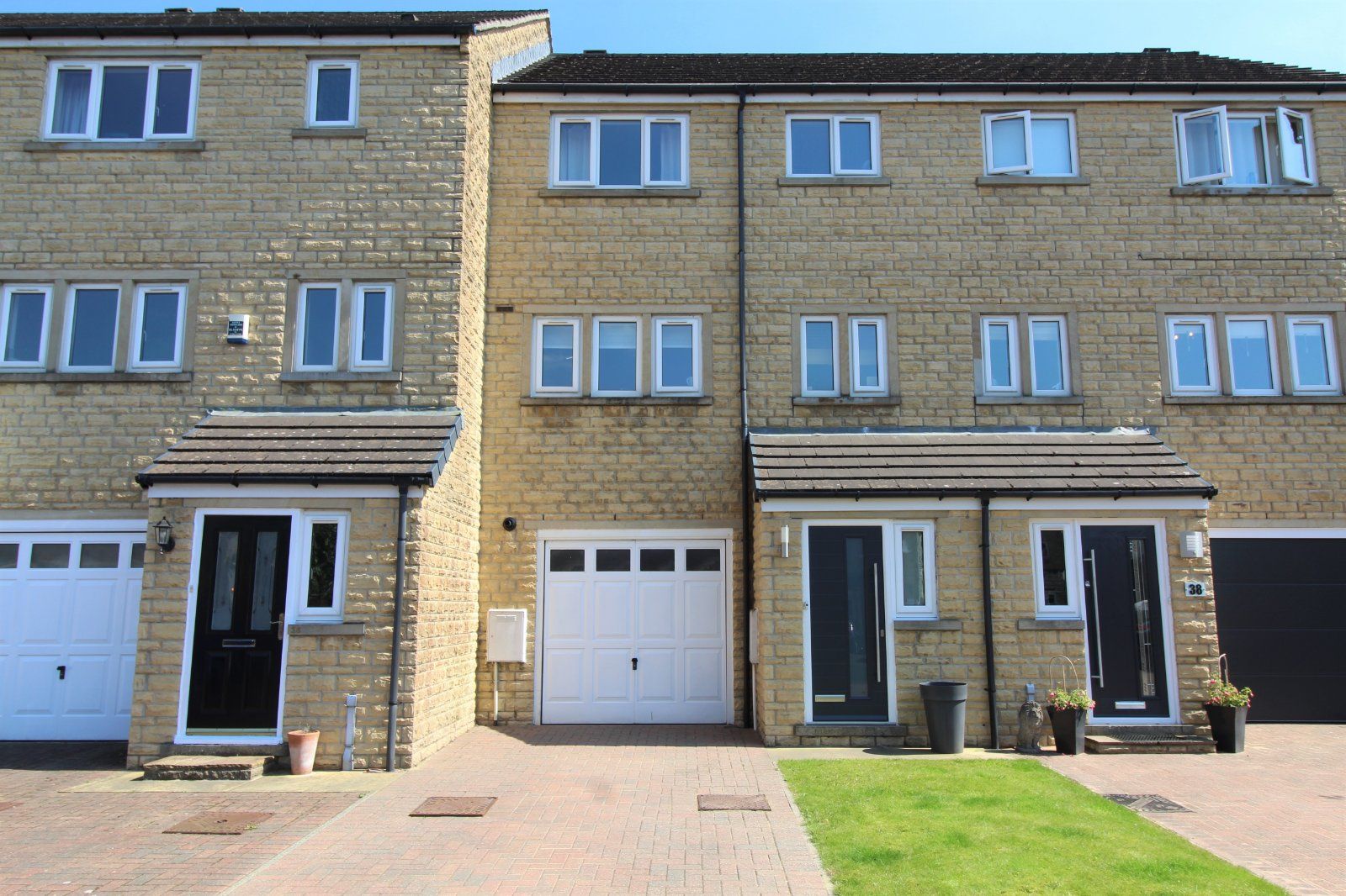 4 bed terraced house for sale in Holmefield Gardens, Barrowford, Nelson