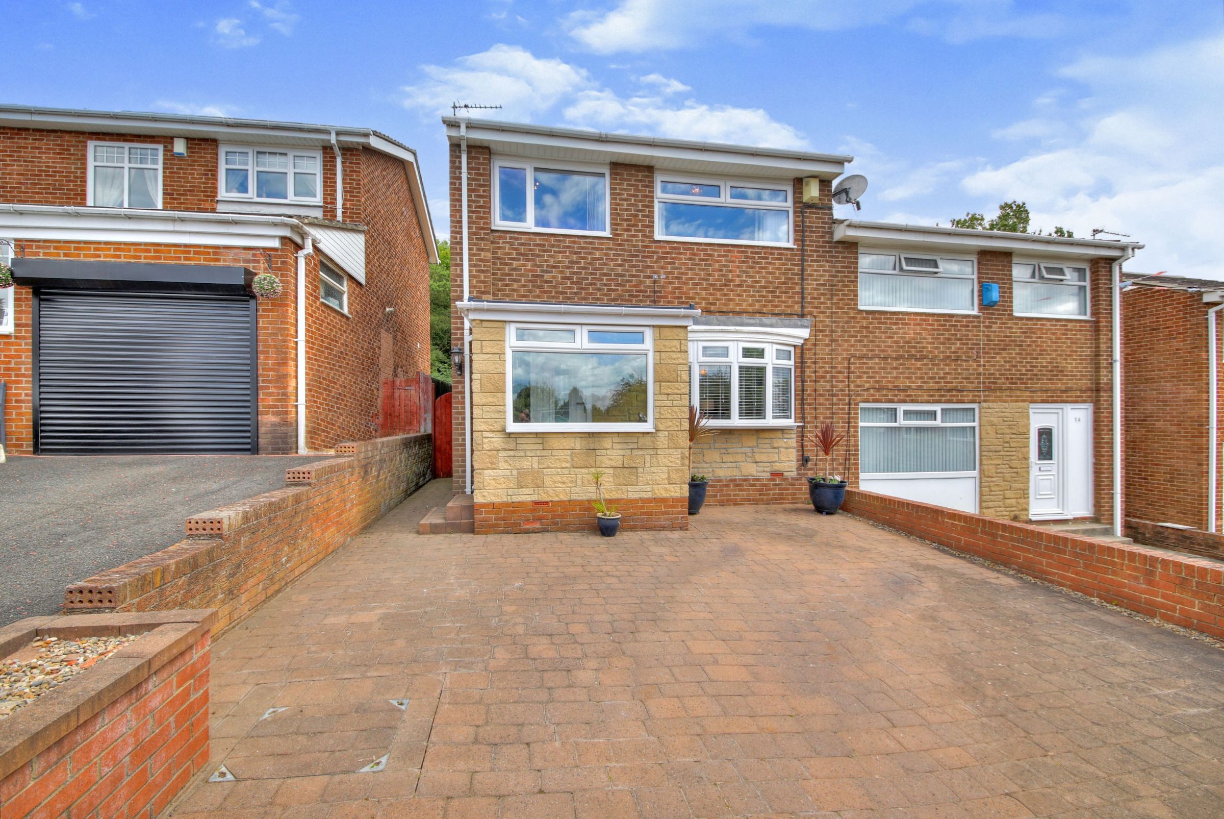 3 bed semidetached house for sale in Brancepeth Close, Newcastle Upon