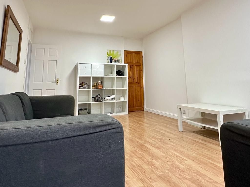 2 bed terraced house to rent in Manor Grove, London, Peckham SE15 Zoopla