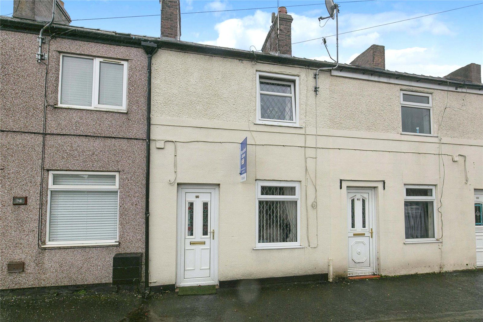 2 bed terraced house for sale in Mold Road, Mynydd Isa, Mold