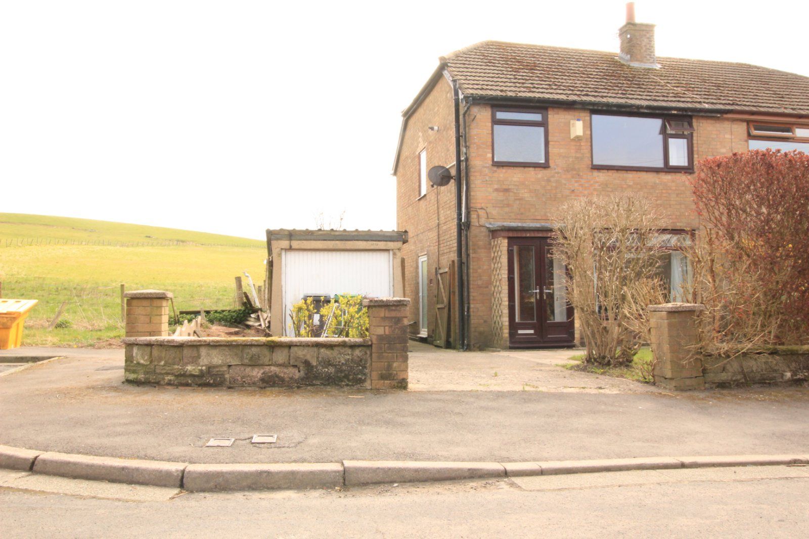 3 bed semidetached house for sale in Haugh Hill Road, Oldham, Greater