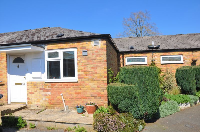 2 bed semidetached bungalow to rent in Turin Court, Andover SP10 Zoopla