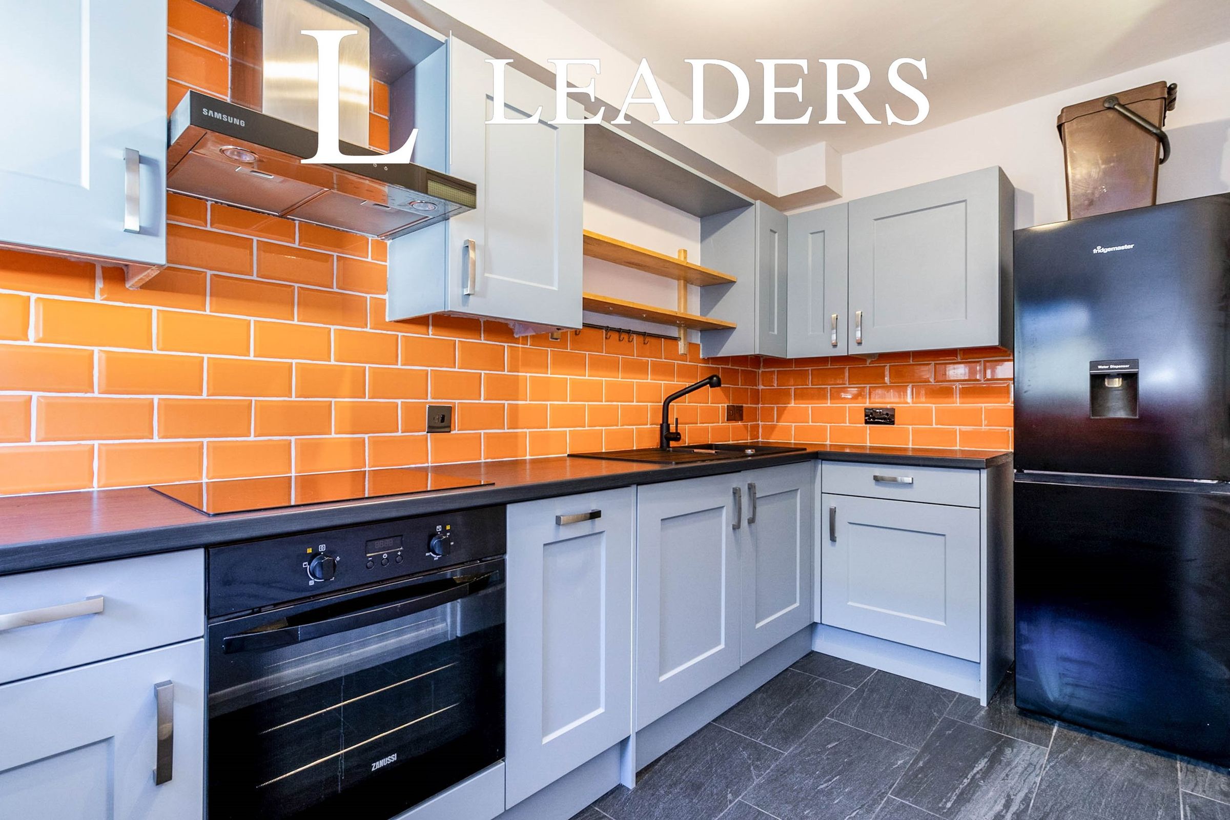 2 bed flat to rent in Bond Road, Tolworth, Surbiton KT6 Zoopla