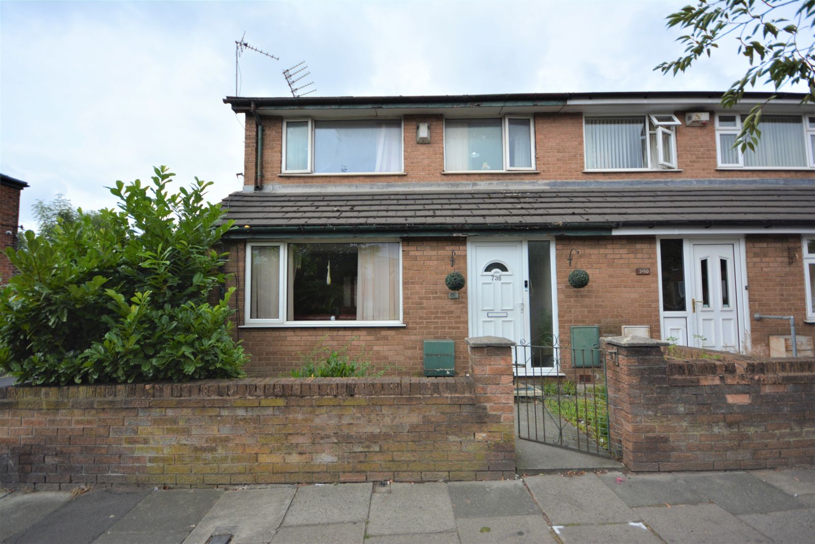 3 bed semidetached house for sale in Bolton Road, Pendlebury M27 Zoopla