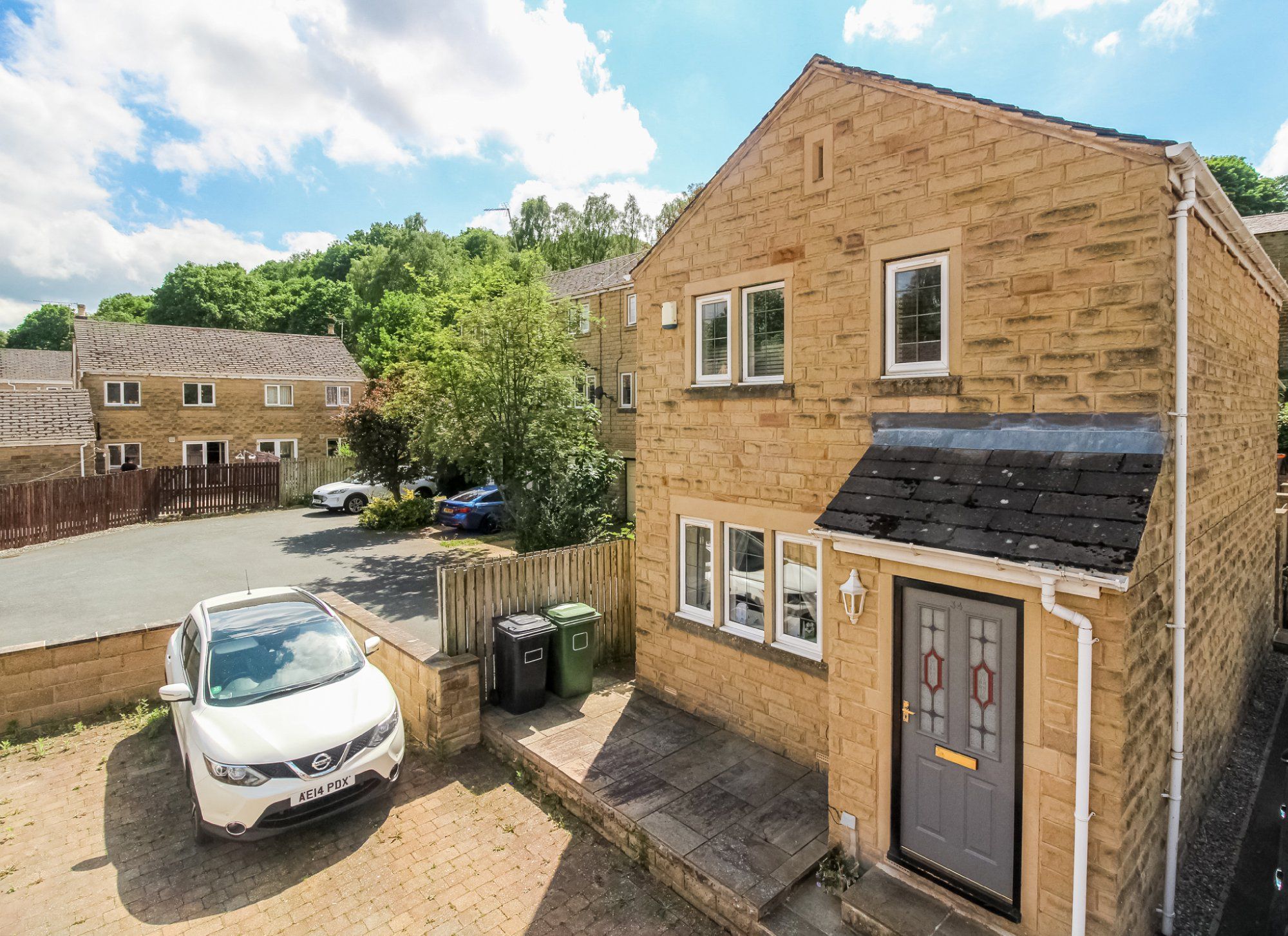 3 bed detached house for sale in Holmebank Mews, Brockholes, Holmfirth