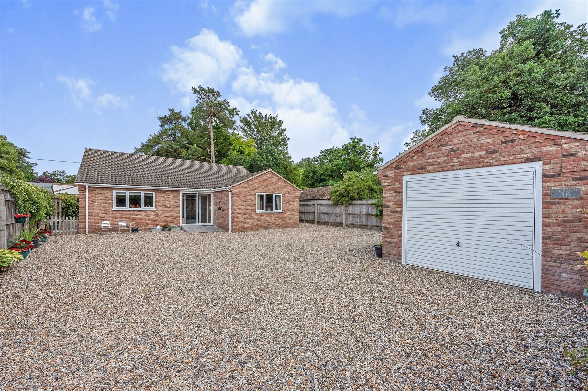 3 bed detached bungalow for sale in Bury Road, Mildenhall, Bury St
