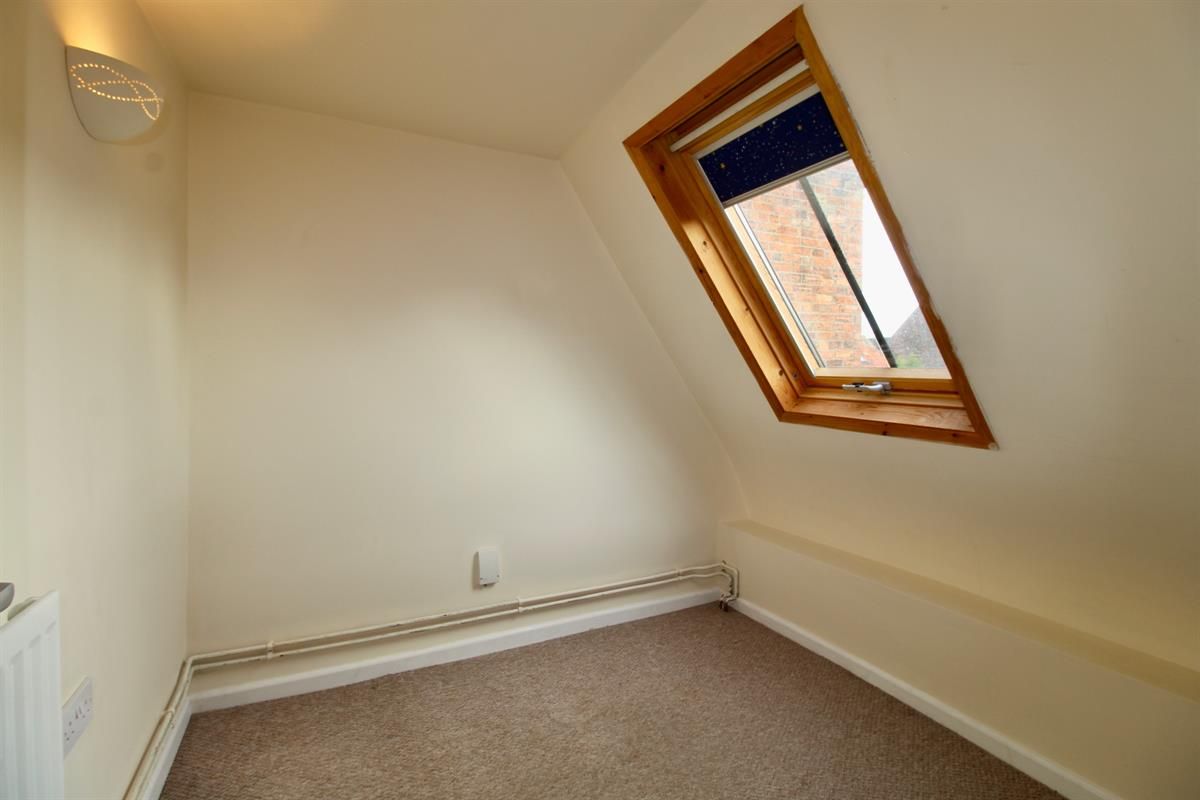 2 bed detached house to rent in Church Street, Werrington, Peterborough
