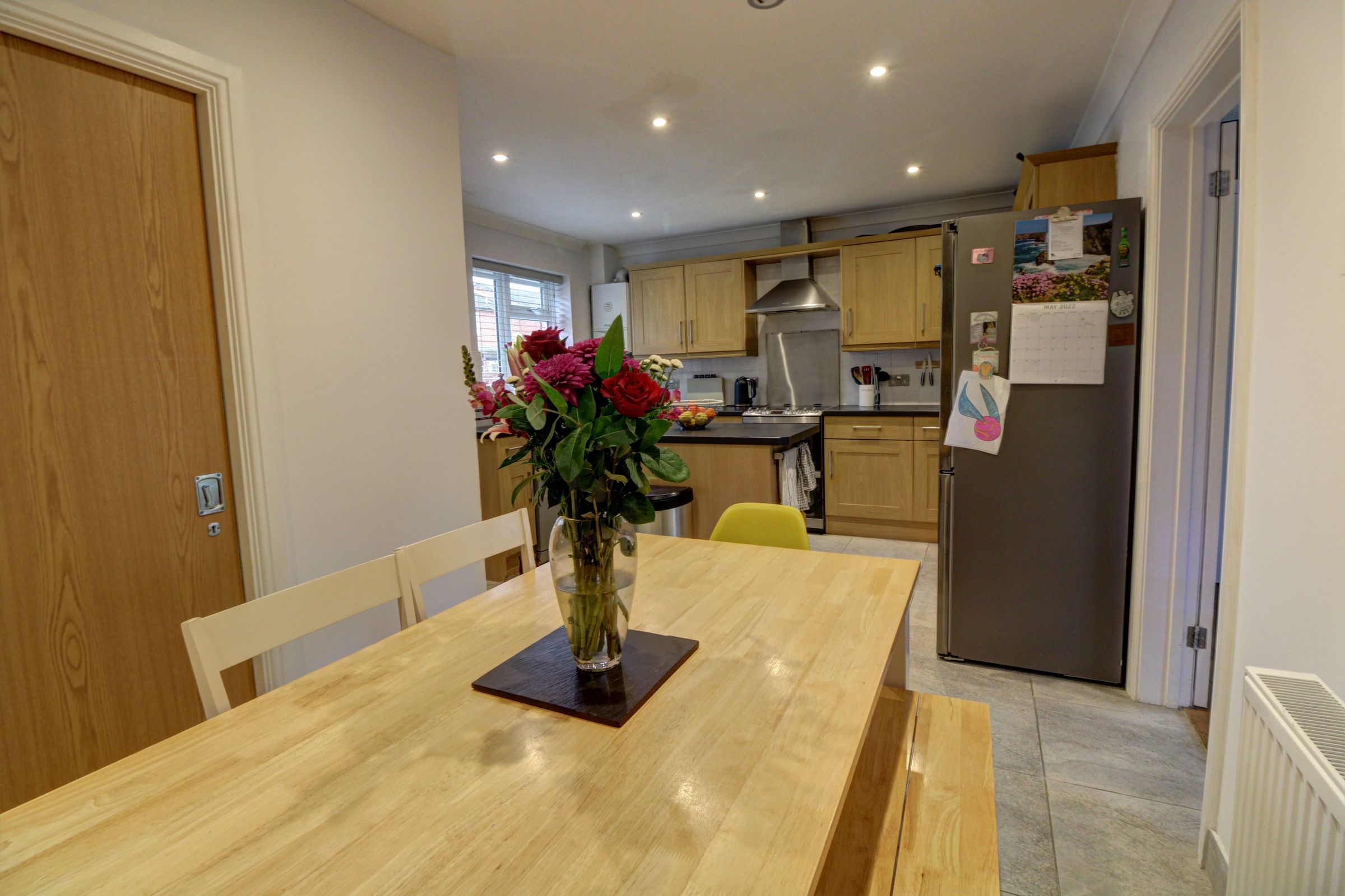 3 bed end terrace house for sale in Walton Way, Newbury RG14 Zoopla