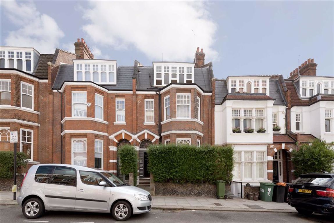 3 bed flat for sale in Glenmore Road, London NW3 Zoopla