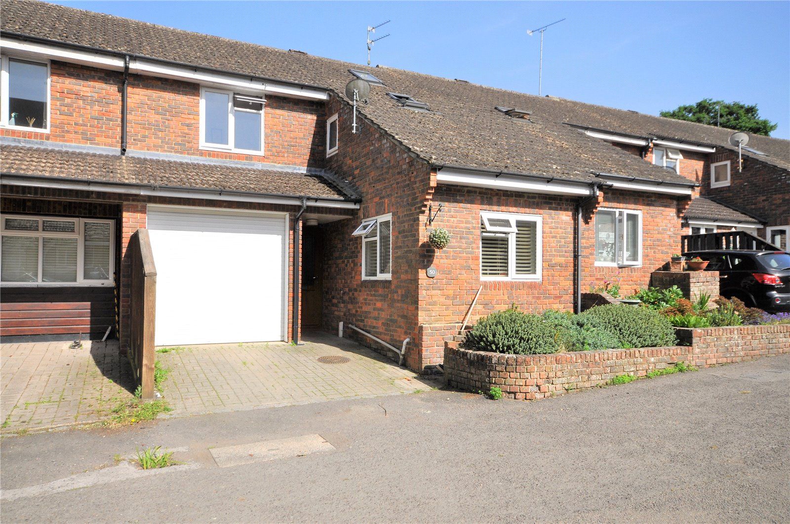 3 bed terraced house for sale in Horsham, West Sussex RH12 Zoopla