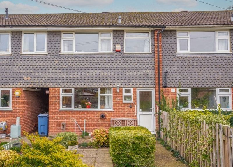 3 bed terraced house for sale in Furlong Close, Bourne End SL8 Zoopla