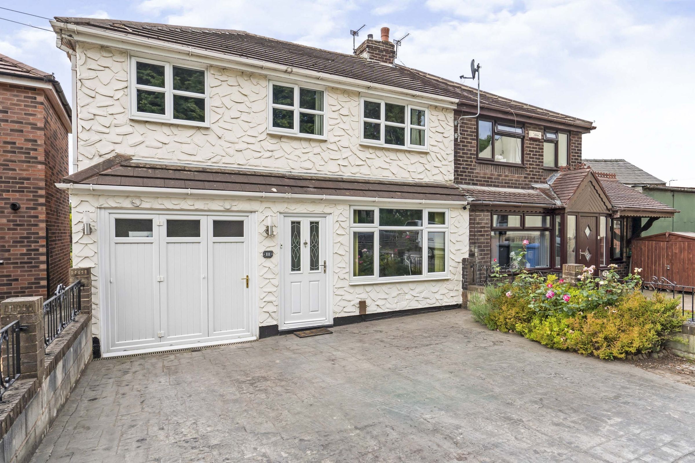 3 bed semidetached house for sale in Manchester Road, Woolston