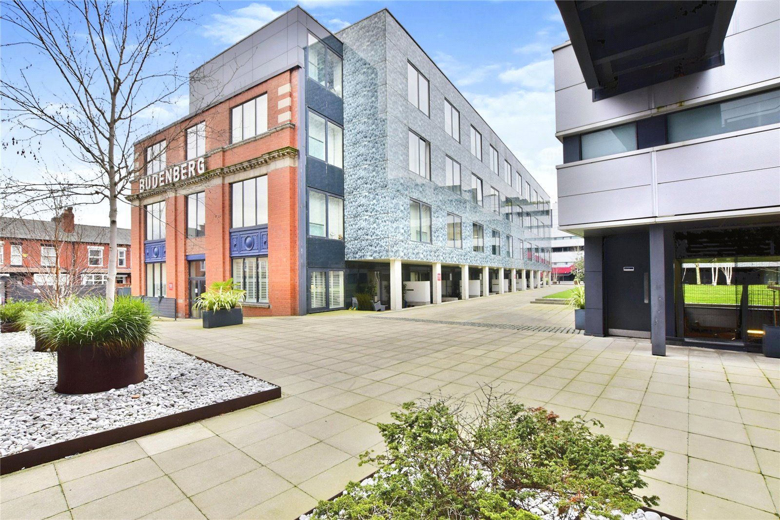 1 bed flat for sale in Woodfield Road, Altrincham, Greater Manchester WA14 Zoopla