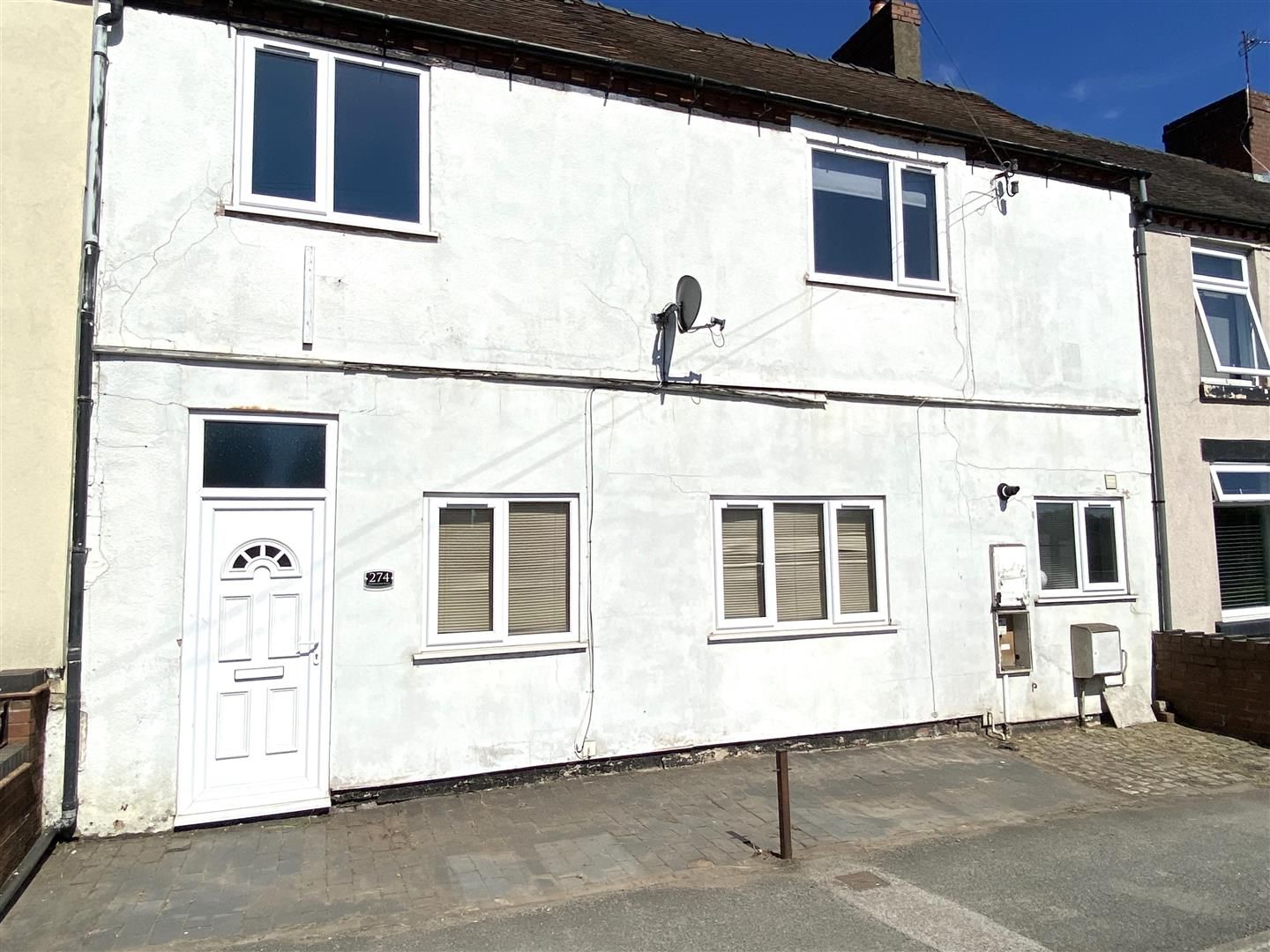 2 bed property to rent in Hednesford Road, Heath Hayes, Cannock WS12