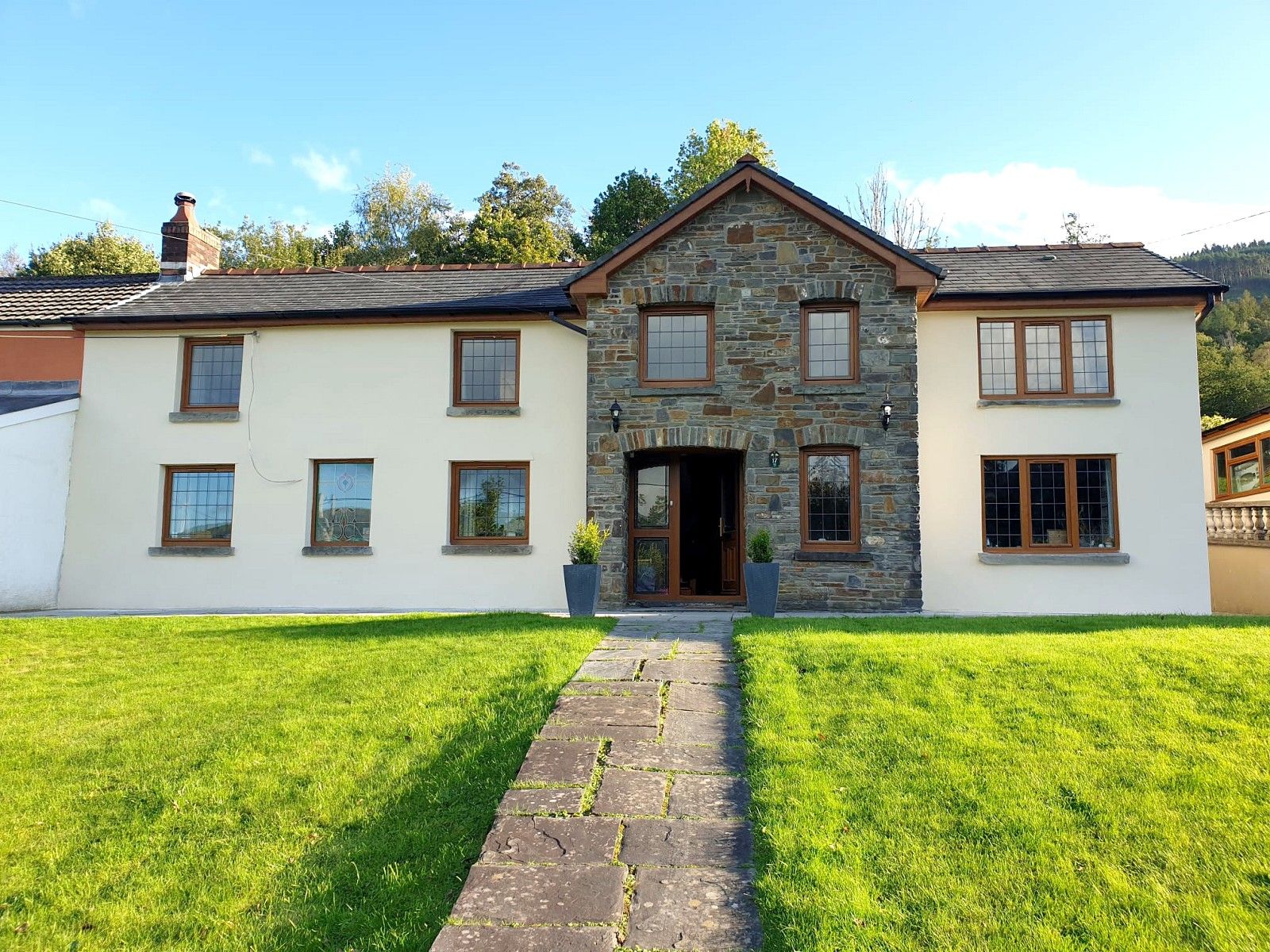 5 bed end terrace house for sale in Heol Y Graig, Cwmgwrach, Neath