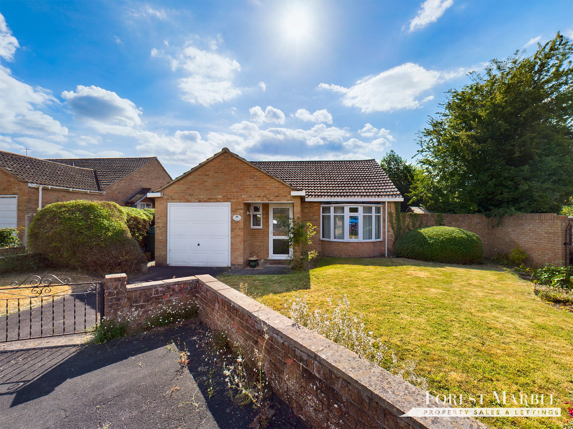 3 bed detached bungalow for sale in Pennys Piece, Frome BA11 Zoopla