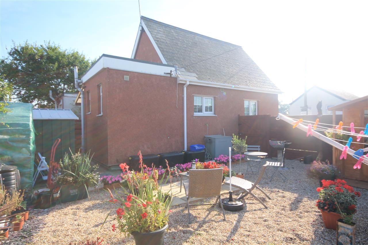 2 bed bungalow for sale in Bentley Avenue, Jaywick, ClactonOnSea CO15