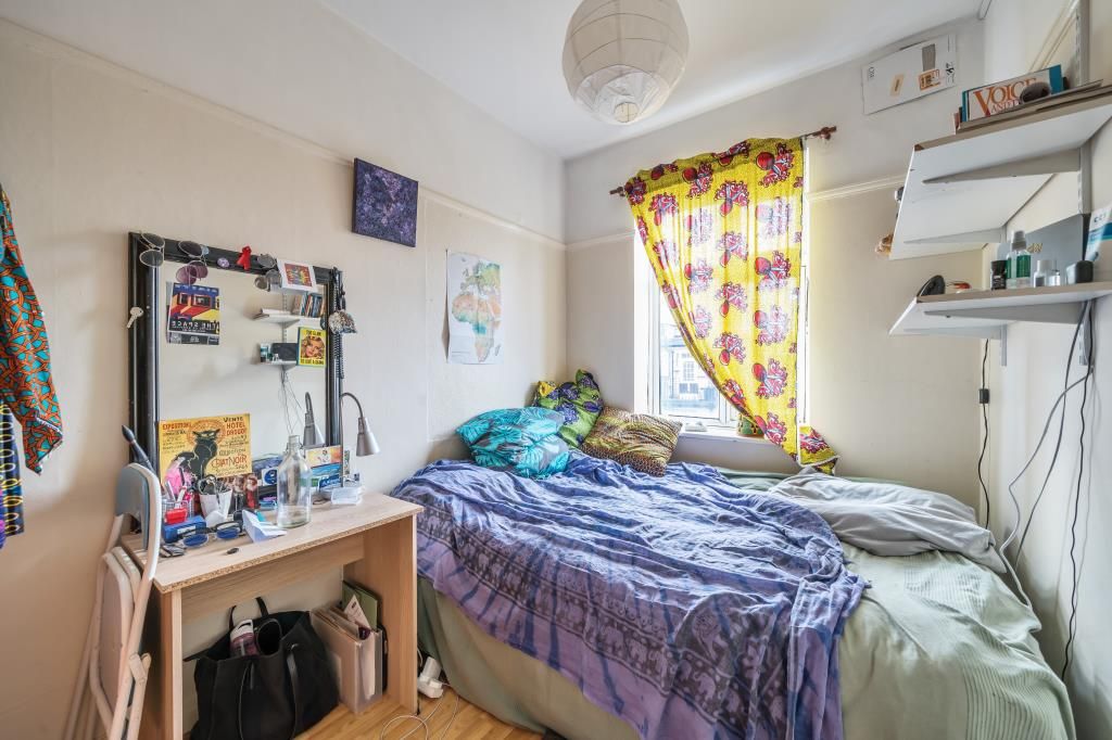 3 bed block of flats for sale in Frognal Court, Finchley Road NW3, Zoopla