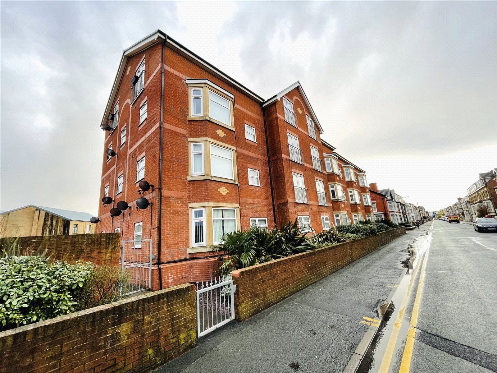 2 bed flat for sale in Salthouses, Osborne Road, Blackpool, Lancashire