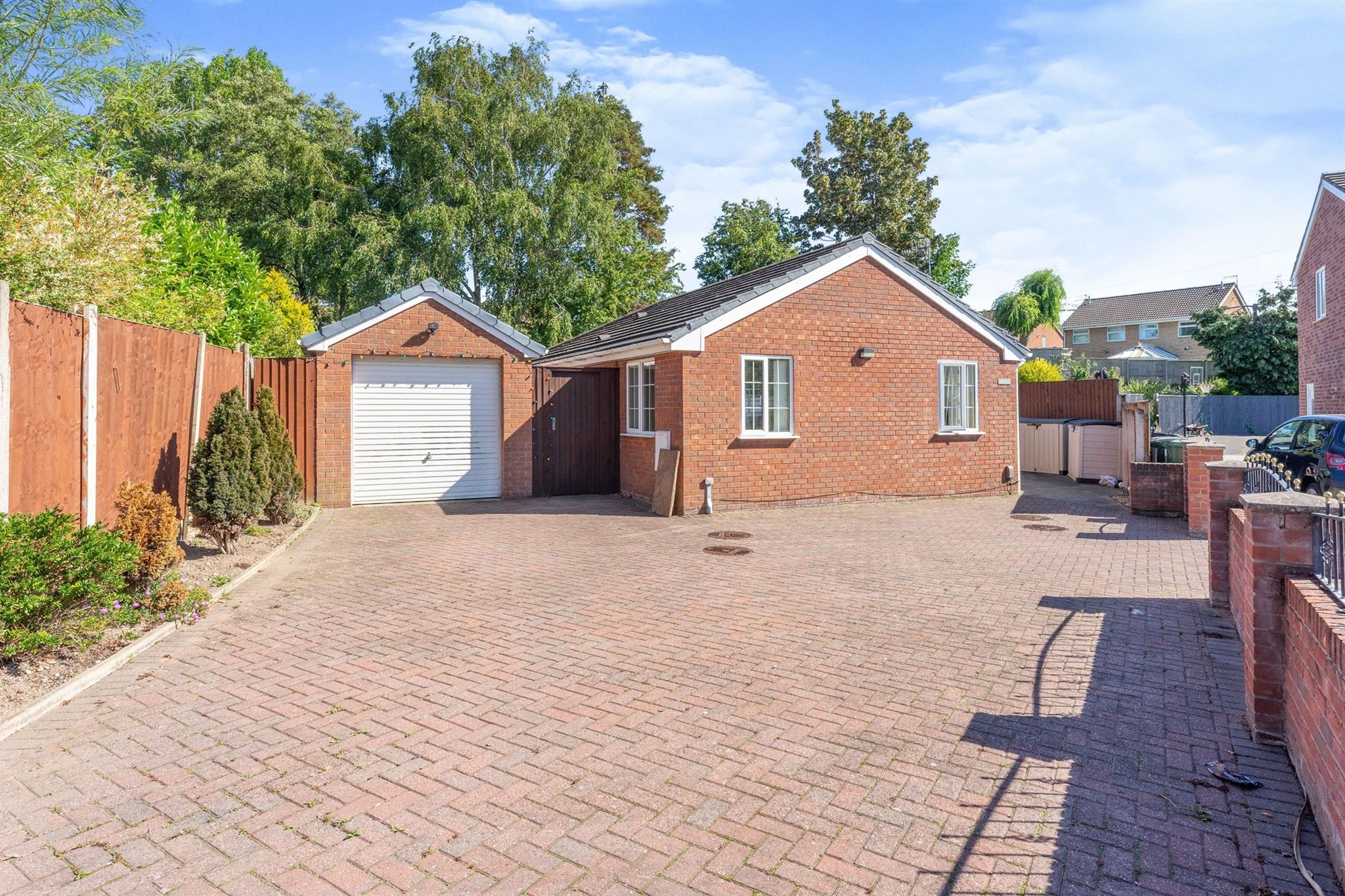 3 bed detached bungalow for sale in Palmwood Close, Prenton CH43 Zoopla