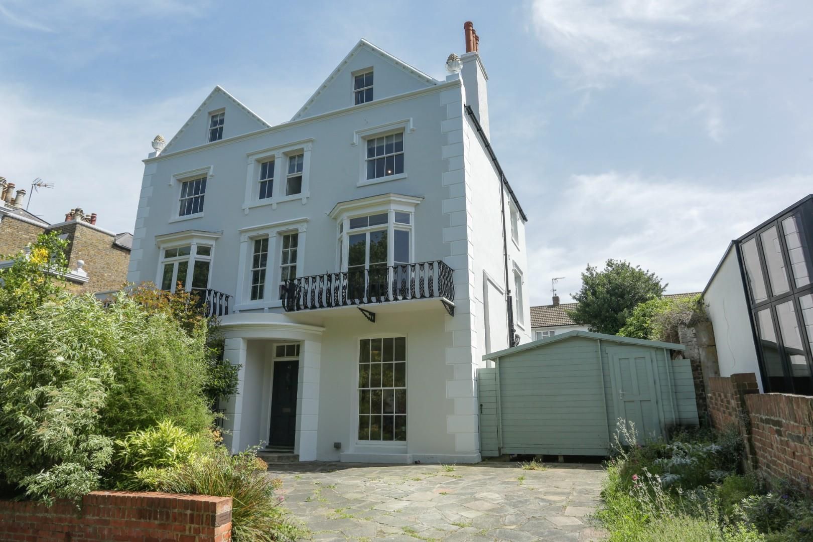 5 bed semidetached house for sale in Vale Square, Ramsgate CT11 Zoopla