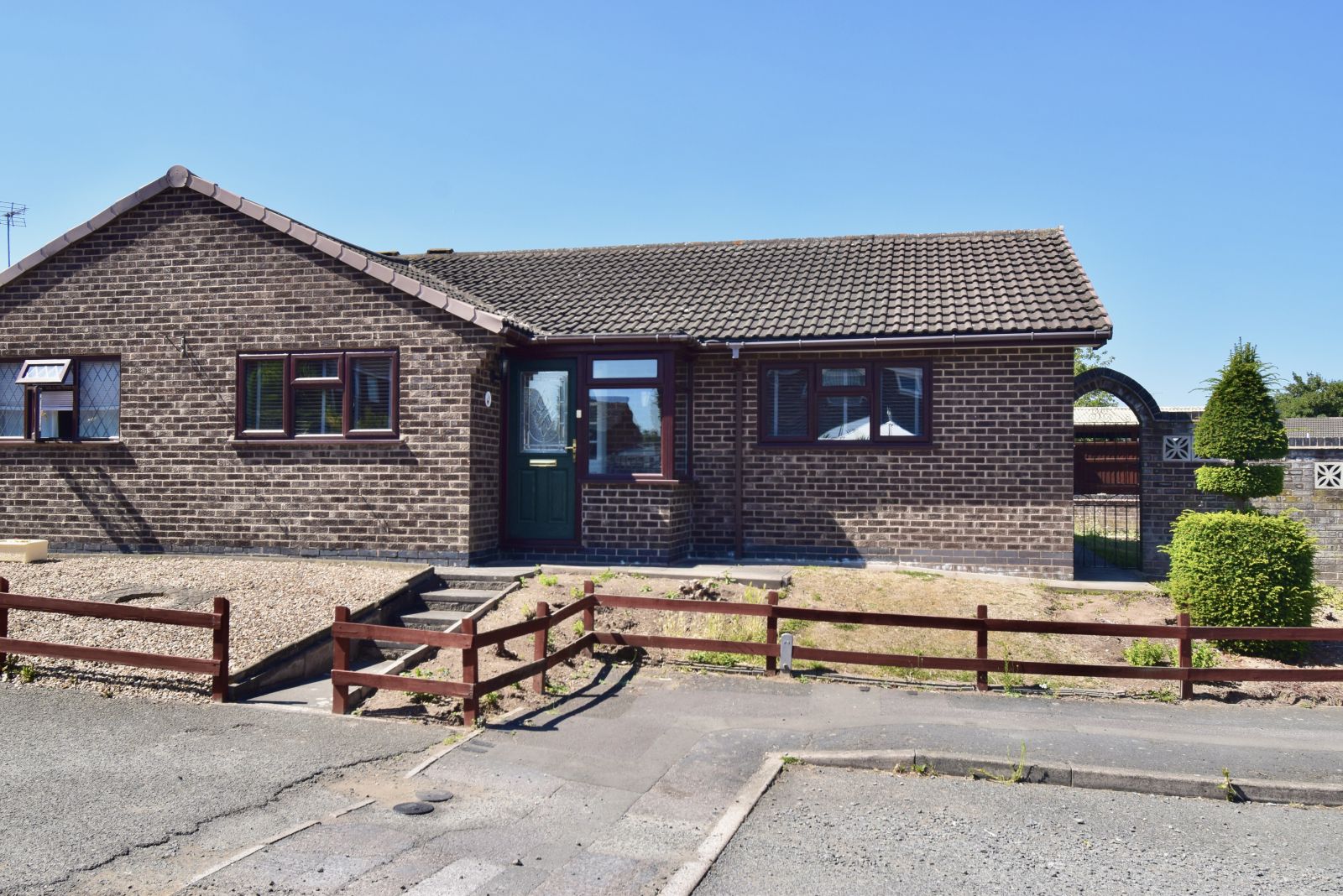 2 bed semidetached bungalow for sale in Smith Avenue, Thurmaston LE4
