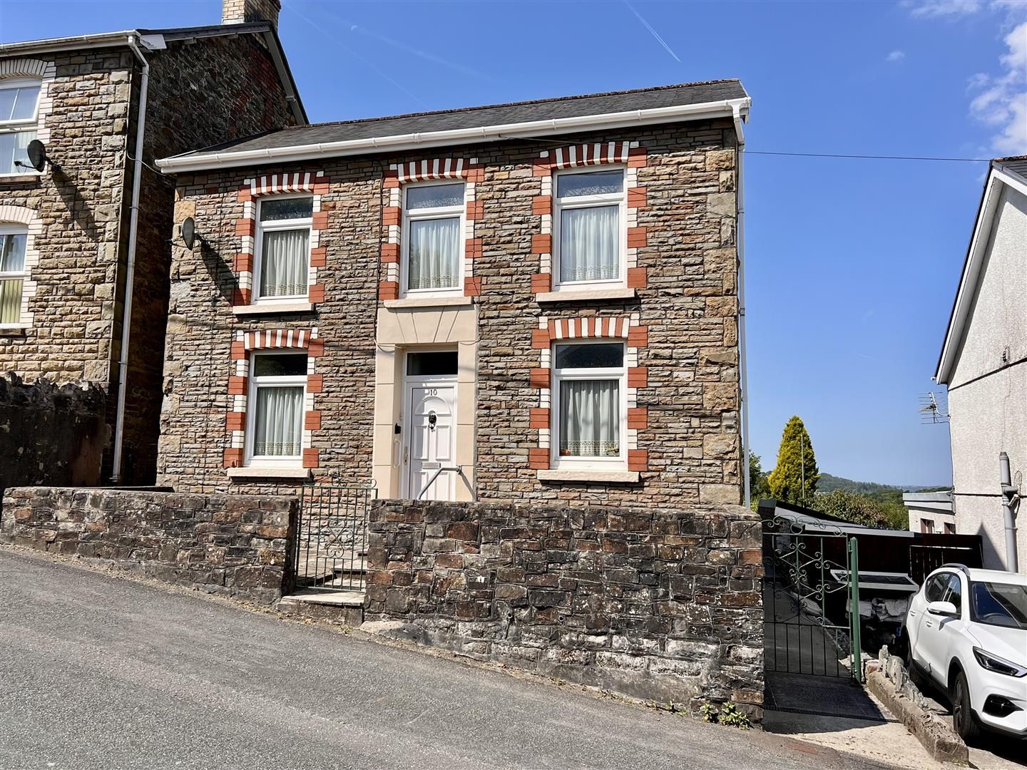 3 bed detached house for sale in School Road, Lower Brynamman