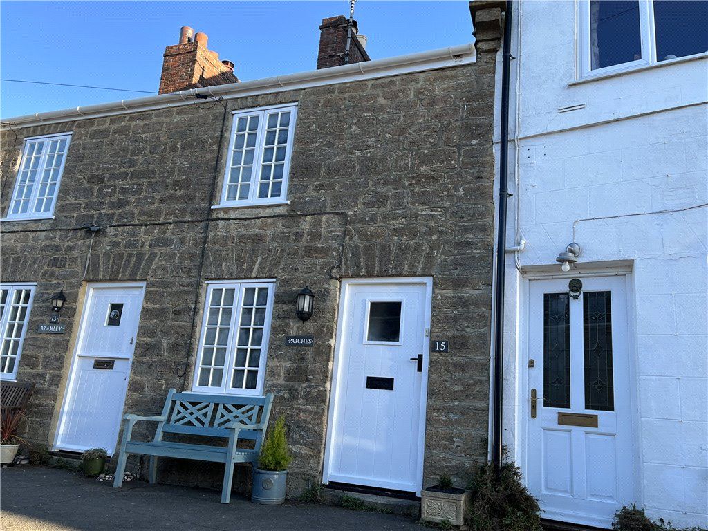 2 bed terraced house to rent in Main Street, Bothenhampton, Bridport