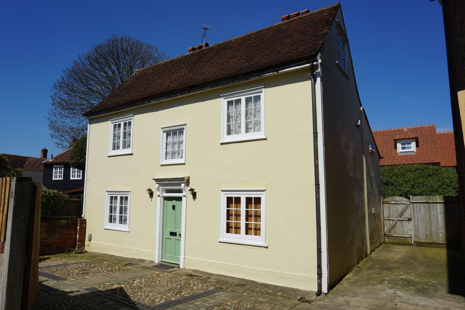 Williams Walk, Colchester CO1  
