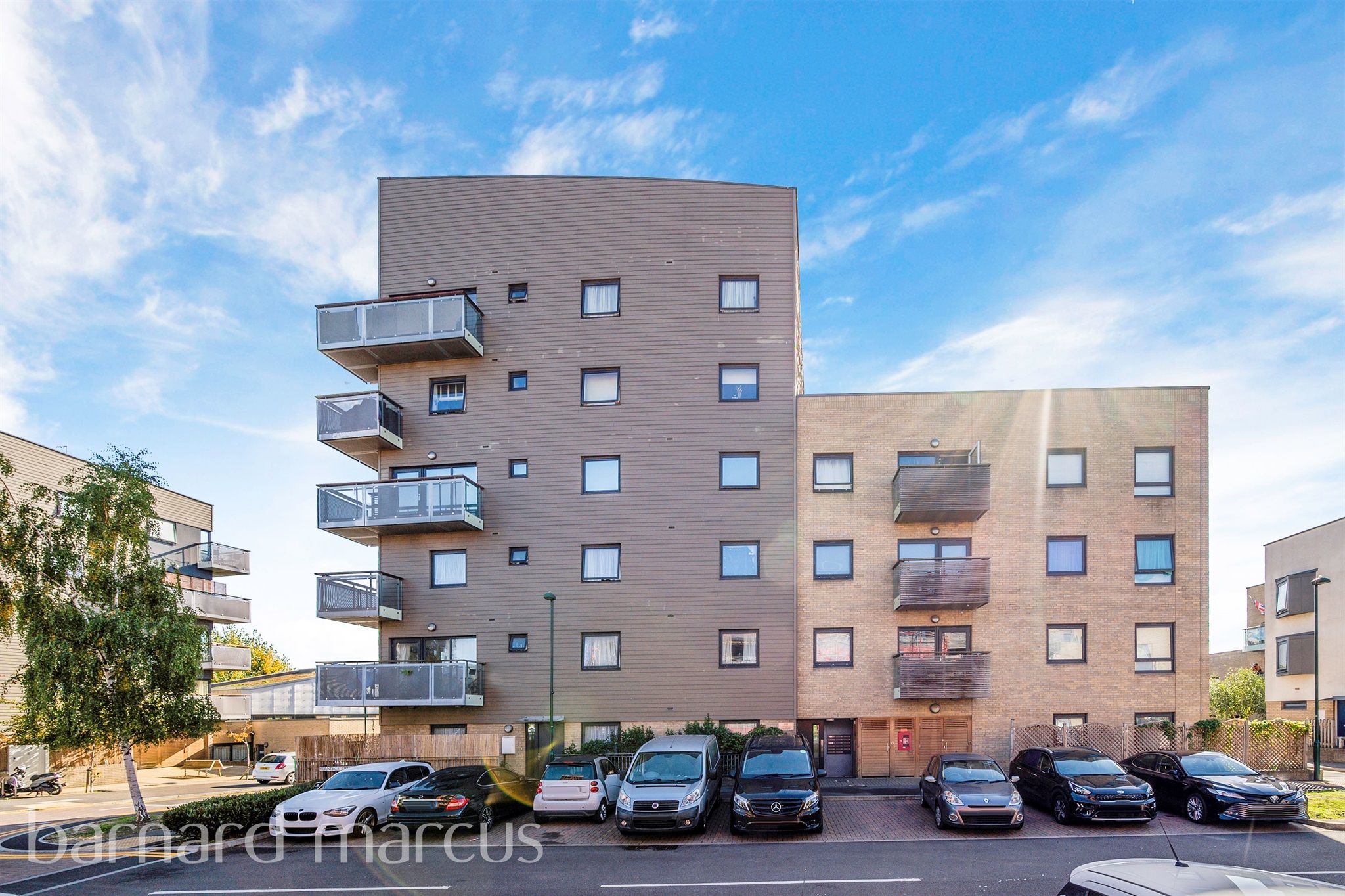 2 bed flat for sale in Ferndale Crescent, Carshalton SM5 Zoopla