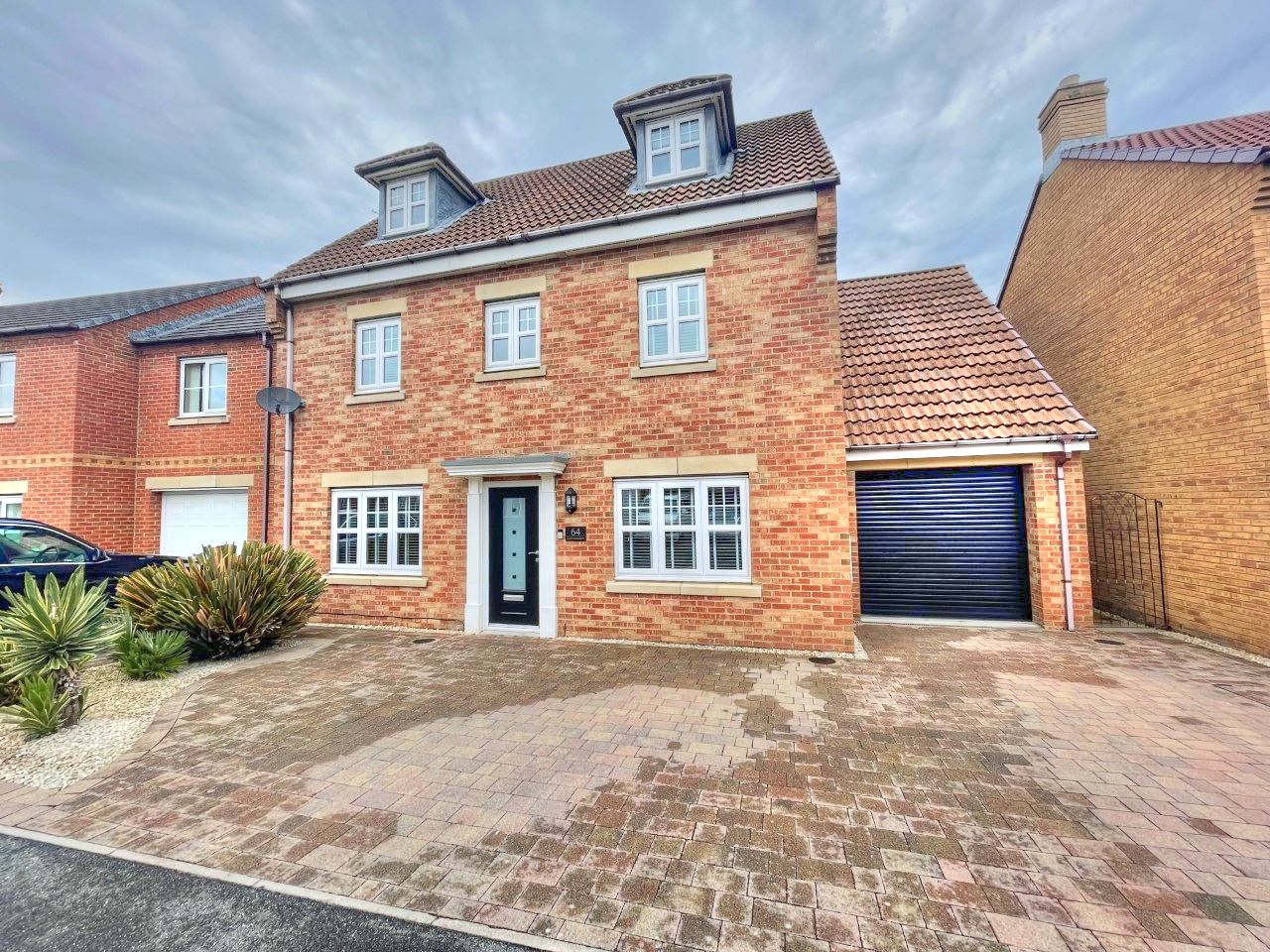 5 bed detached house for sale in Earlsmeadow, Shiremoor, Newcastle Upon