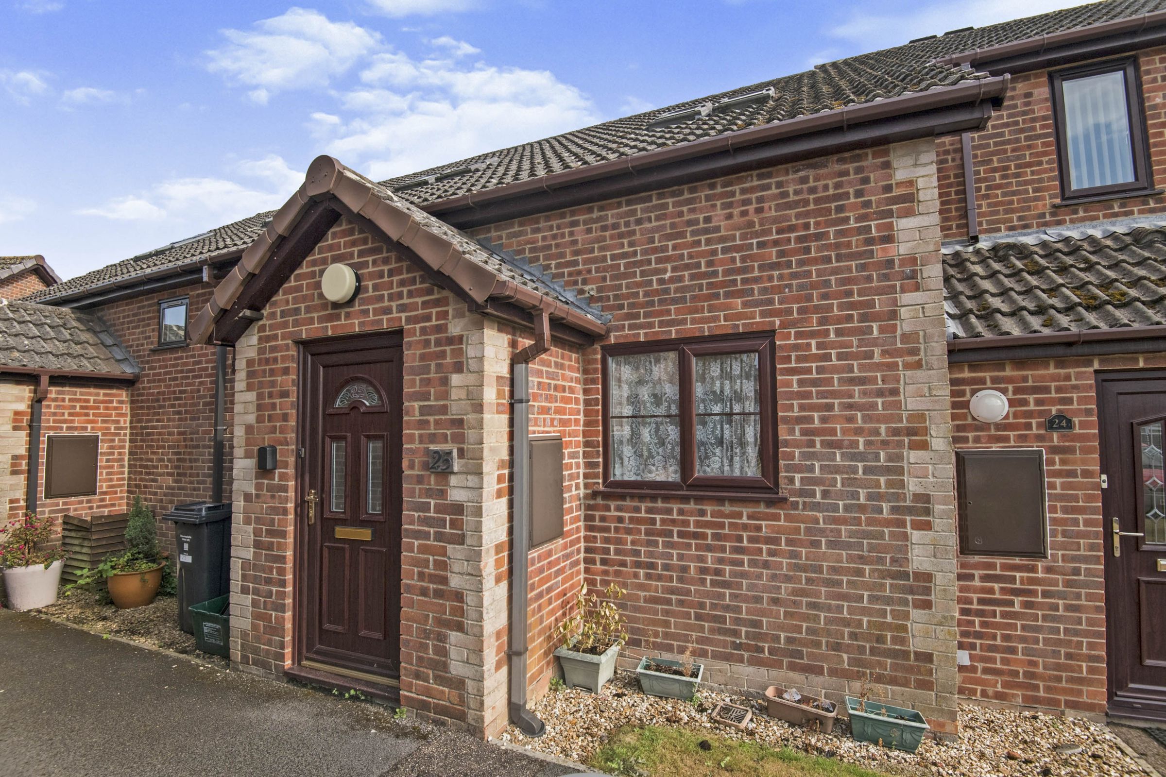 2 bed terraced house for sale in Fairfield Gardens, Honiton EX14 Zoopla