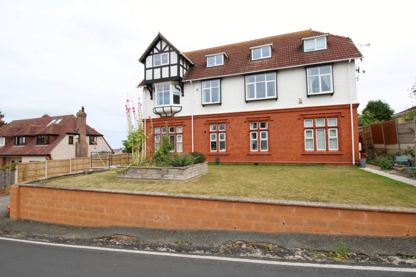 2 bed flat for sale in Fforddlas, Prestatyn, Denbighshire LL19 Zoopla