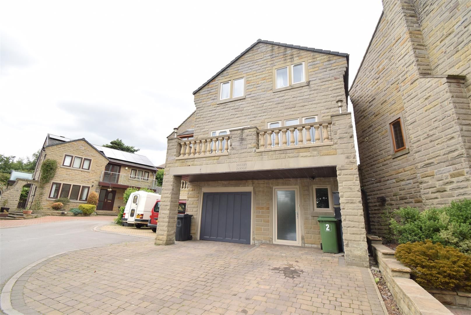 4 bed detached house to rent in Sylvan Lodge, The Pines, Earlsheaton WF12 Zoopla