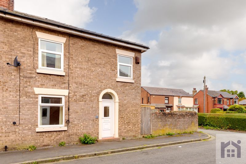 2 bed terraced house for sale in John Street, Coppull PR7 Zoopla