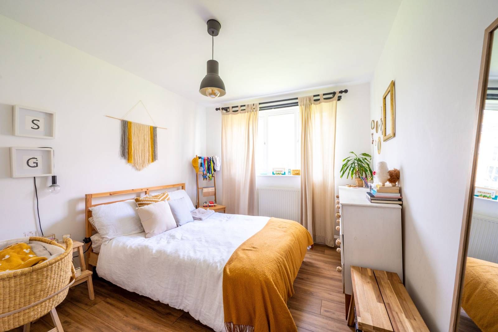 Hayward Gardens, Putney, London SW15  