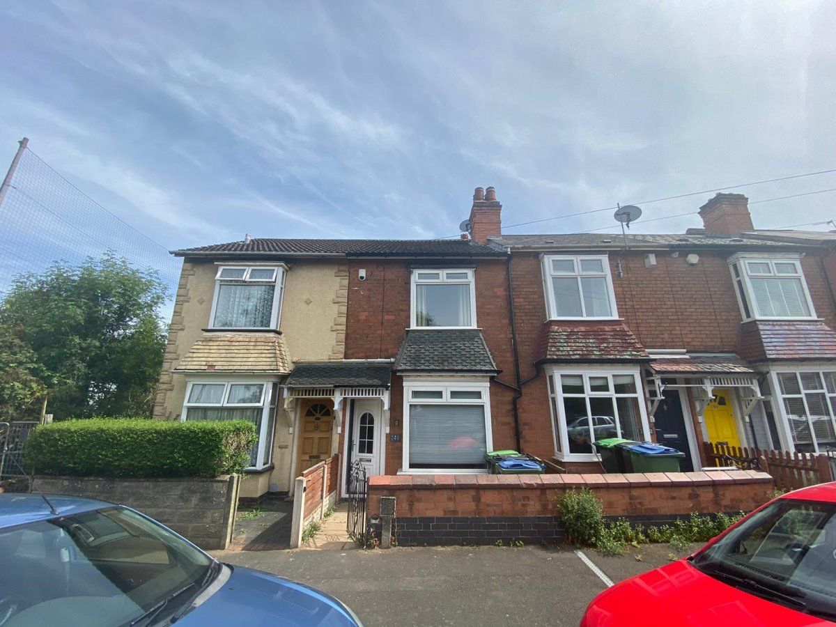3 bed terraced house to rent in Merrivale Road, Bearwood, Smethwick B66