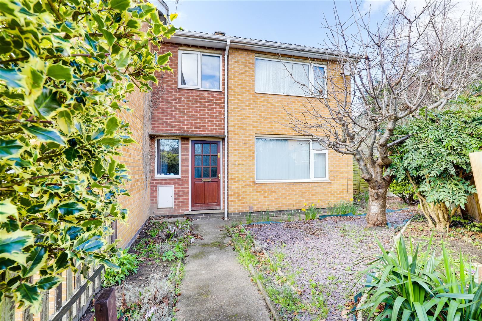 3 bed end terrace house for sale in Hanworth Gardens, Arnold