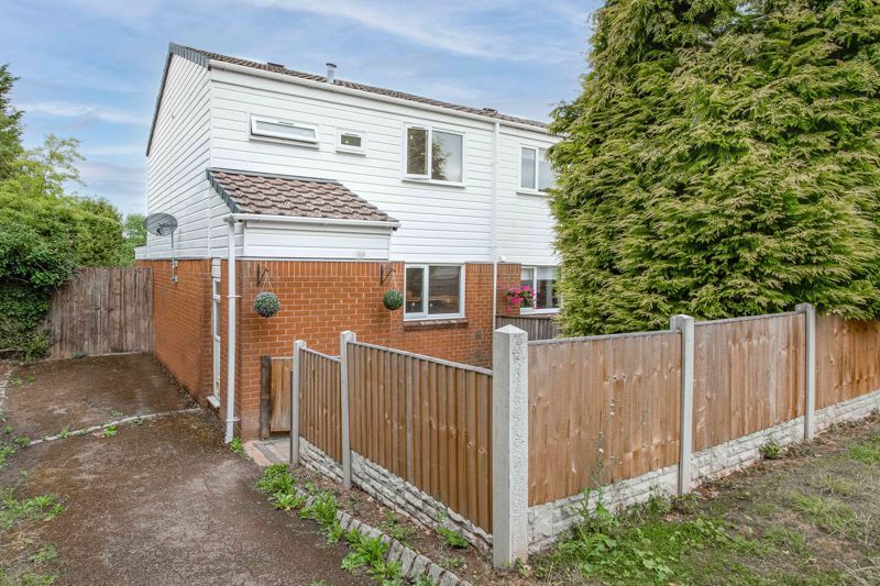 3 bed semidetached house to rent in Red Hill Grove, Kings Norton, Birmingham B38 Zoopla