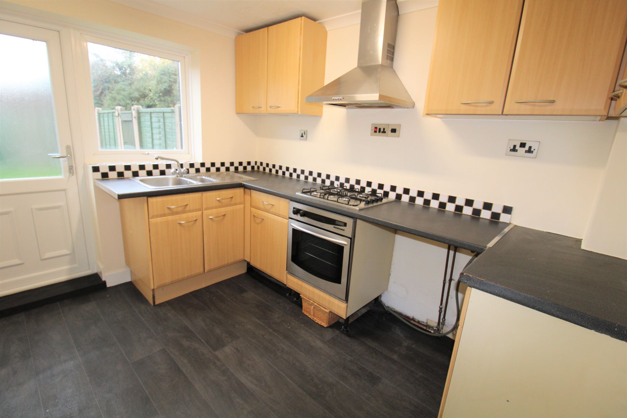 1 bed flat for sale in Wood Street, Tipton DY4 Zoopla