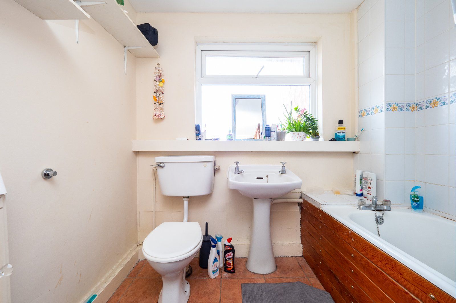 4 bed terraced house for sale in Gloucester Gardens, Sutton SM1 Zoopla