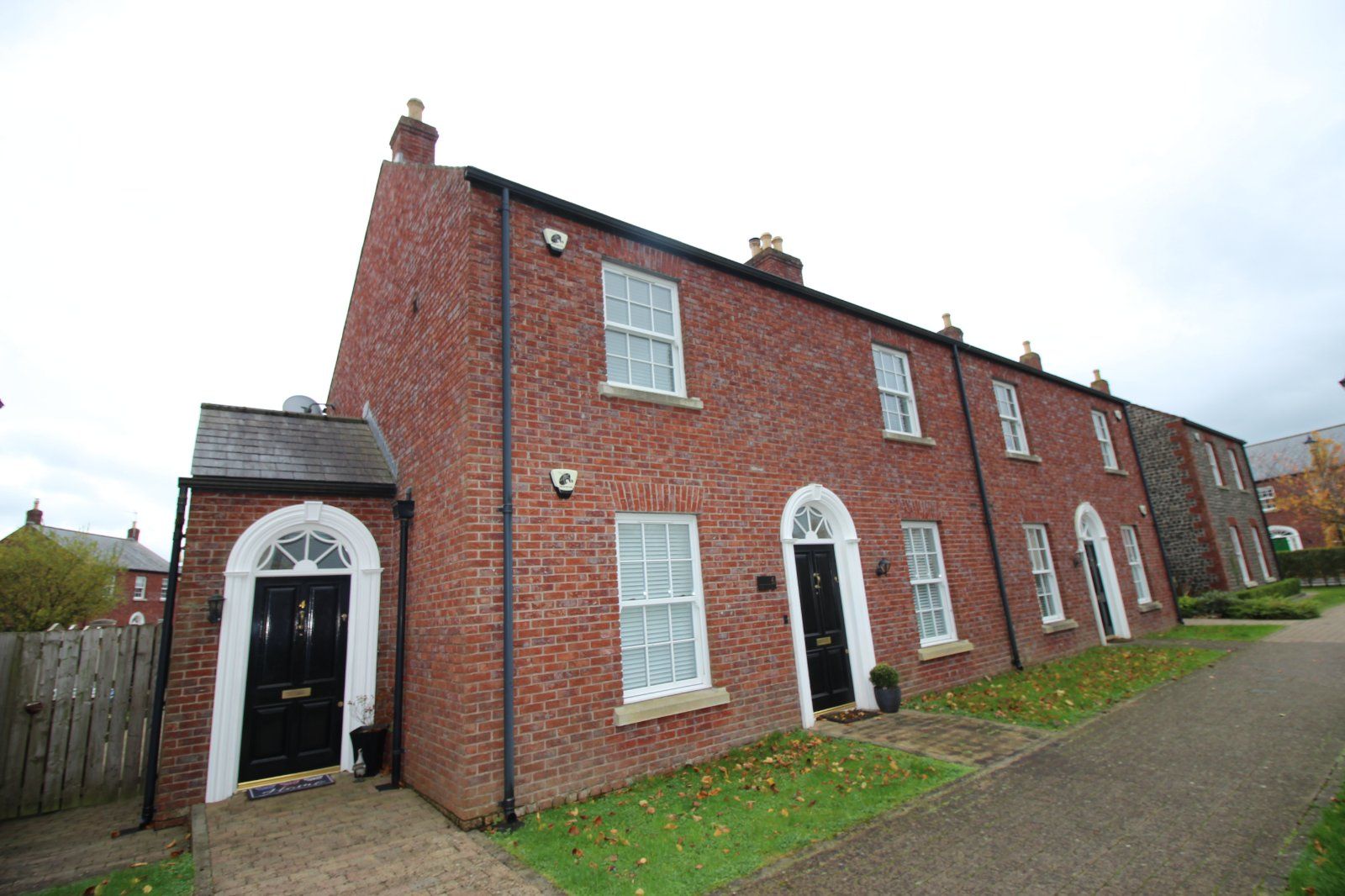 2 bed flat for sale in Breton Gardens, Lisburn, County Antrim BT28 Zoopla