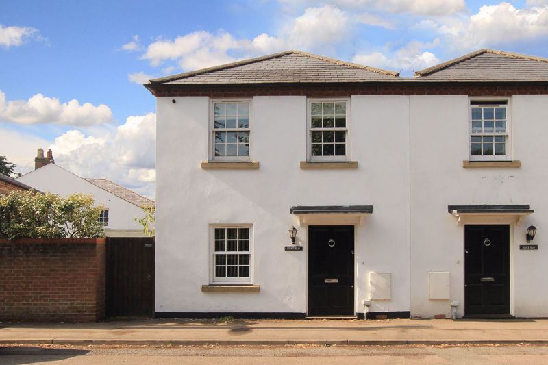 2 bed semidetached house for sale in Park Road, Tring HP23 Zoopla