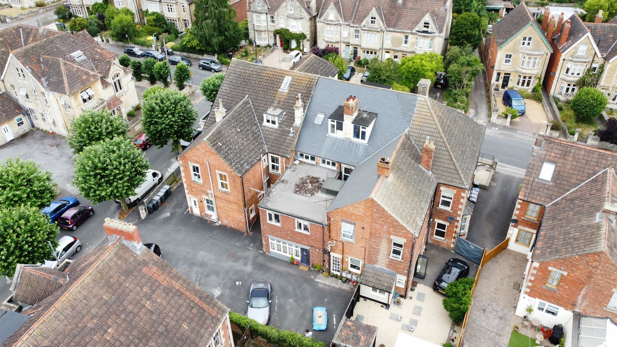 2 bed terraced house for sale in Avenue Road, Trowbridge BA14 Zoopla