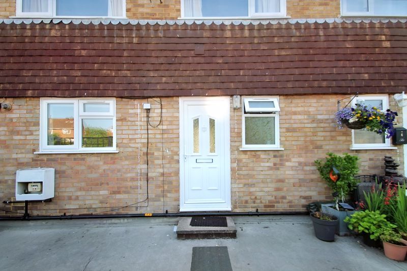 3 bed property for sale in Park Parade Centre, Hazlemere, High