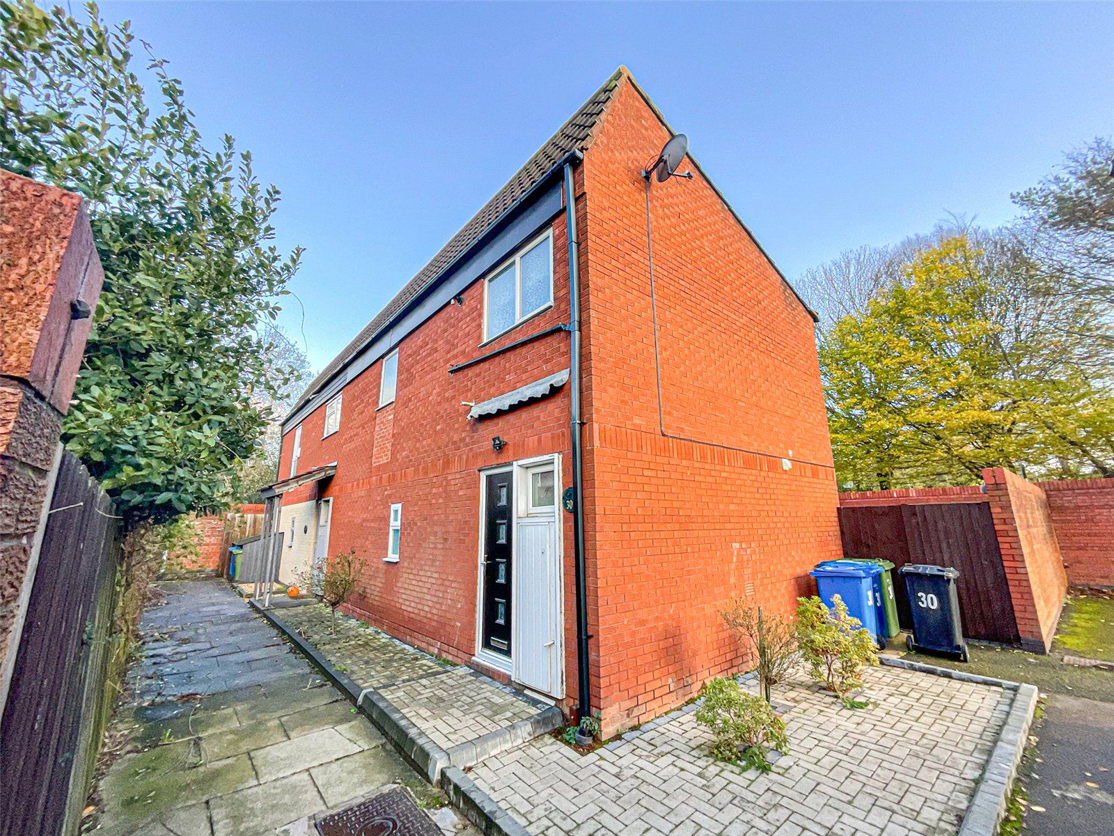 3 bed semidetached house for sale in Calder, Wilnecote, Tamworth