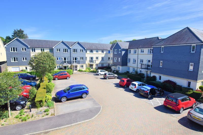 St Johns Court, Abbey Rise, Tavistock. No Onward Chain PL19